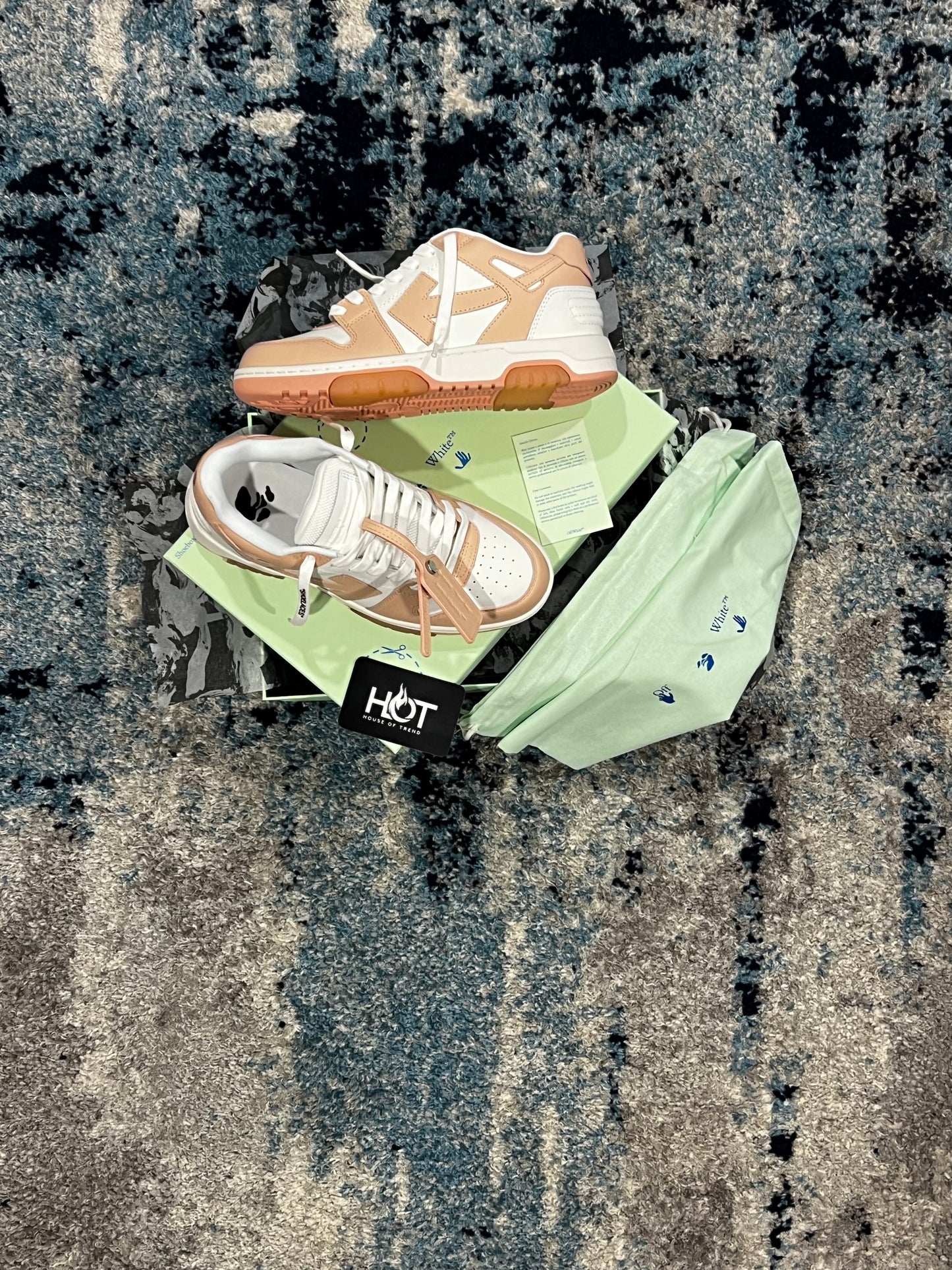 Off White Out Of Office Sneaker -UK 5