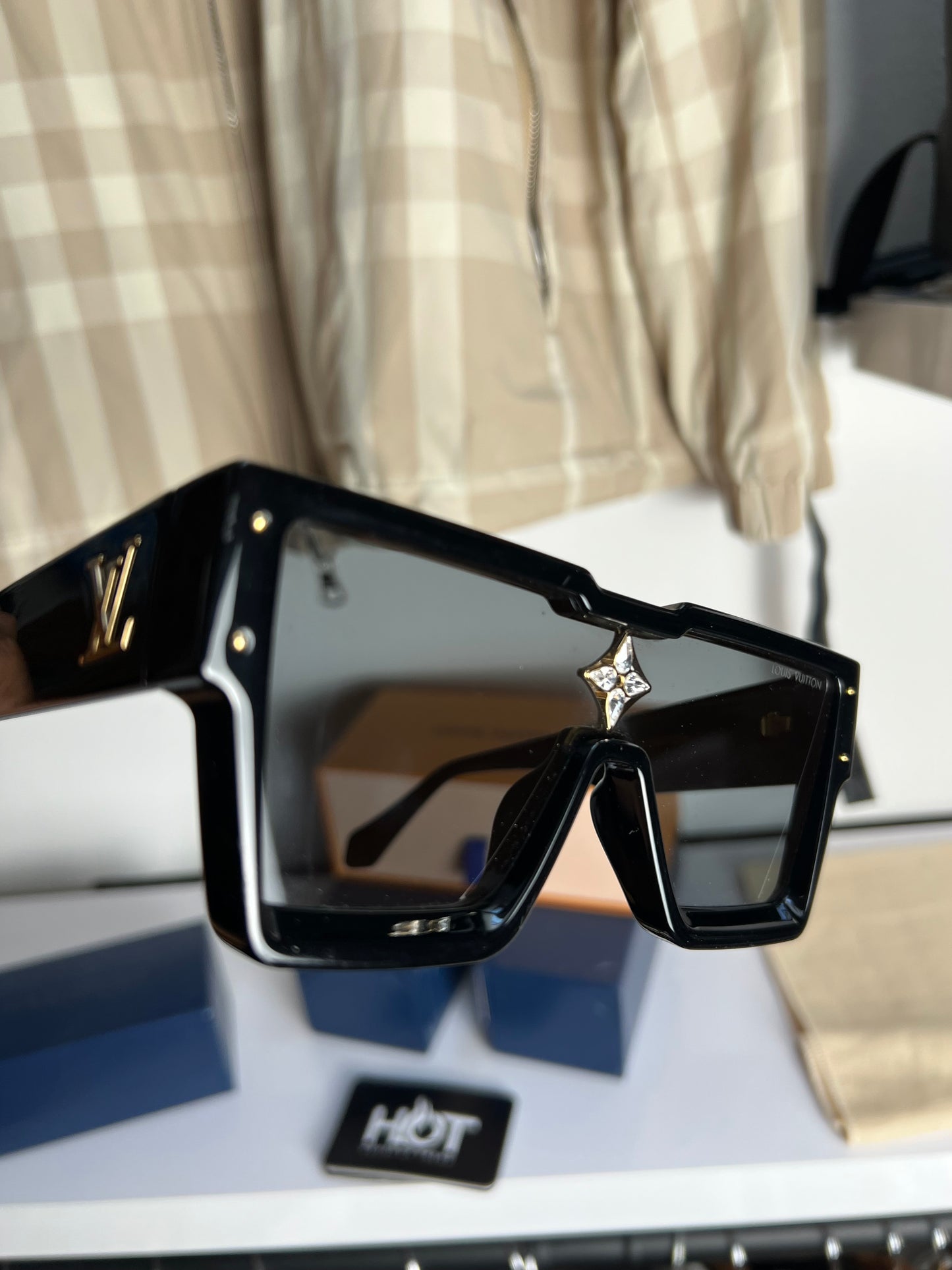 Louis Vuitton cyclone sunglasses used