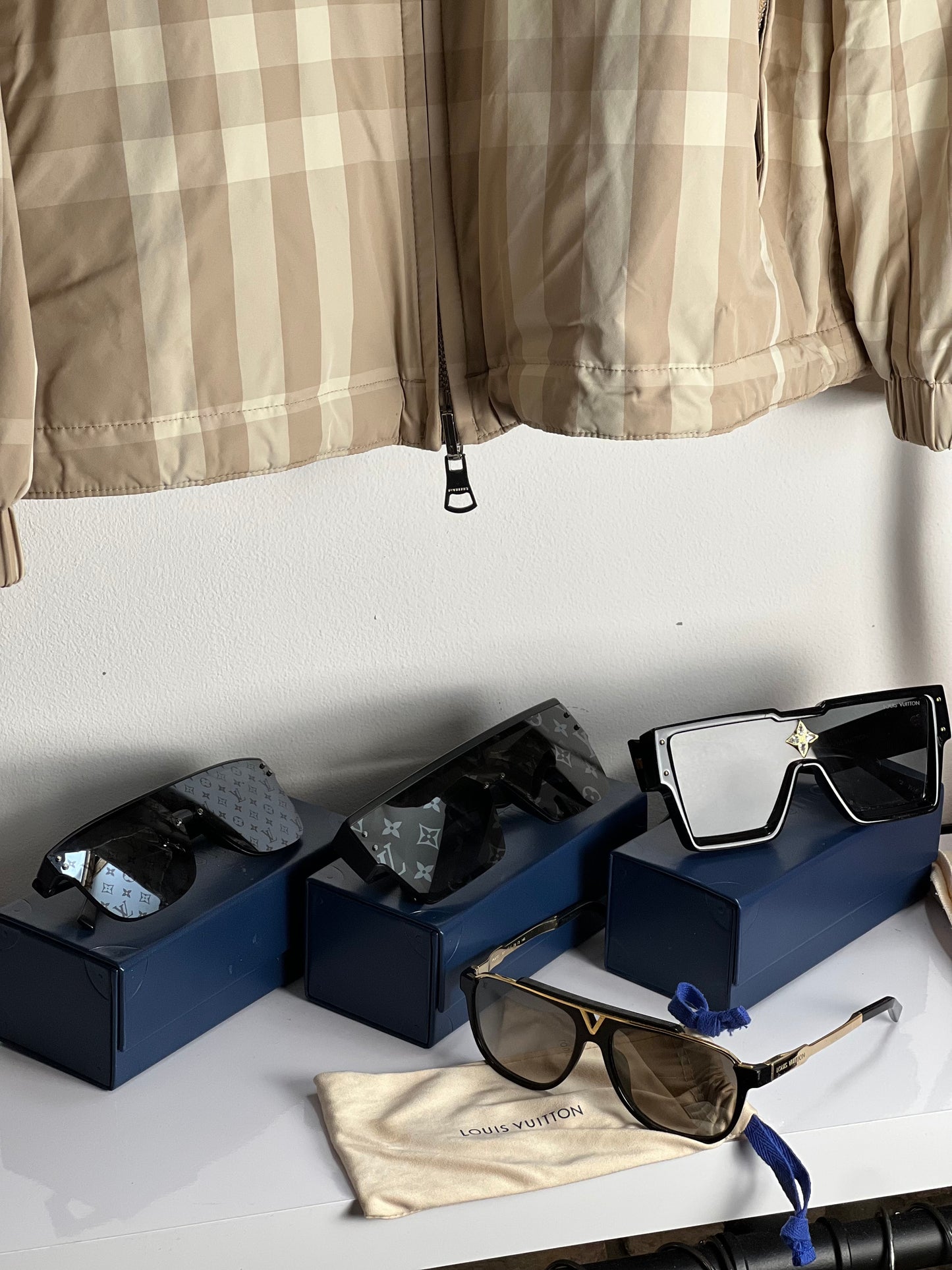 Louis Vuitton cyclone sunglasses used
