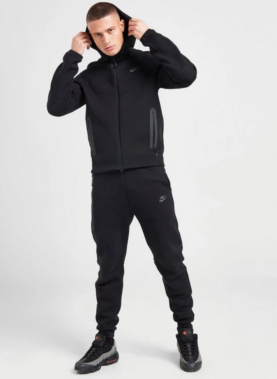 Nike tech fleece tracksuit sale